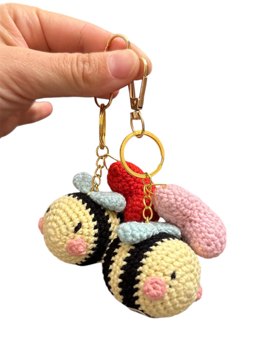 Bee keychain, bee bag charm