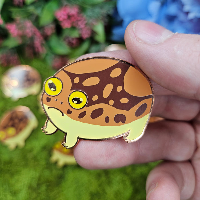 Common Rain Frog Enamel Pin