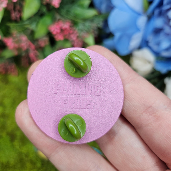 Peaking Common Rain Frog Enamel Pin