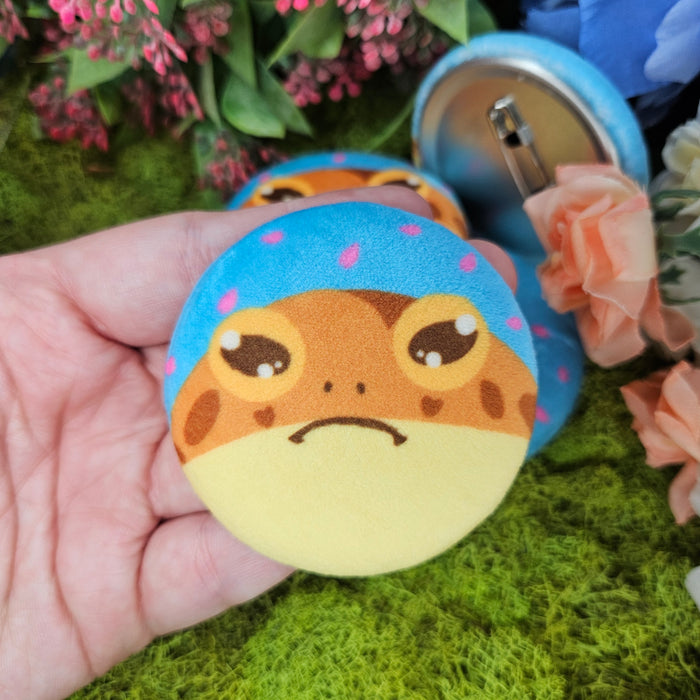 Common Rain Frog Plush Button