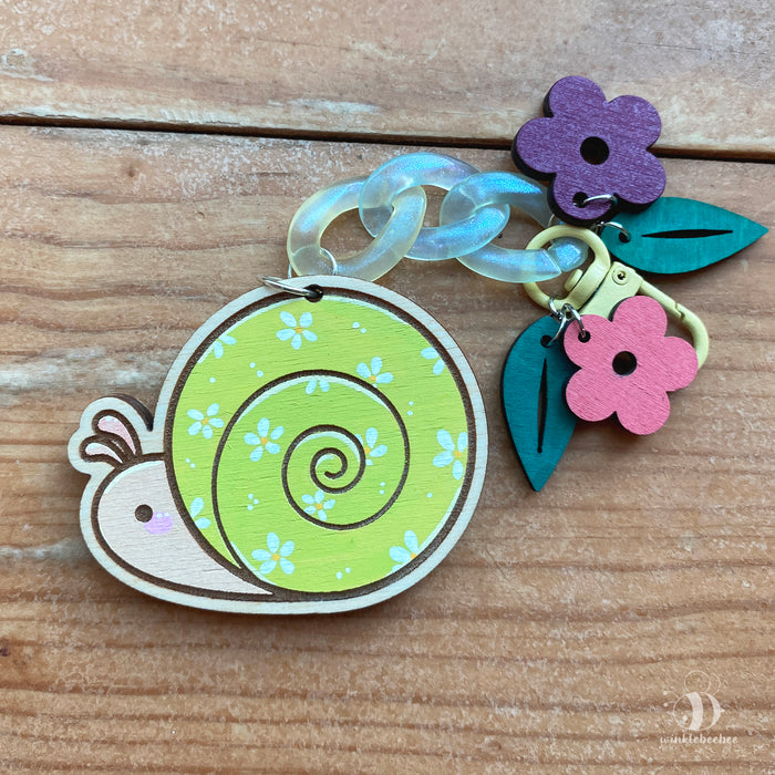 Daisy Snail - Laser Engraved Keychain