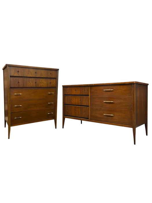 Vintage Mid Century Modern Solid Walnut Dresser Set Dovetailed by Broyhill Saga Line and Signature Star Pattern