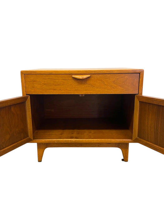 Mid-Century Modern Likely Oak Woven Front Cabinet by Lane Furniture, Altavista VA, 1970s