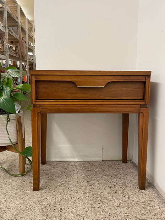 Vintage Mid Century Modern Walnut 1-Drawer Side Table by Basic Witz