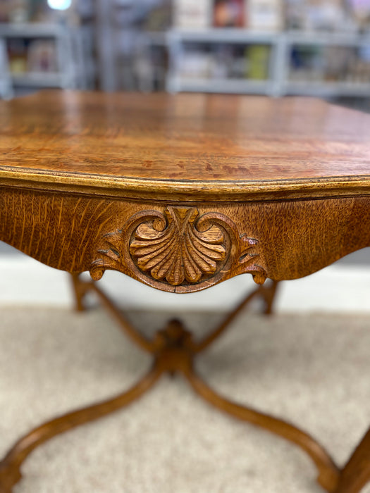 Likely Antique Quarter-sawn Possibly Oak Side Table with Serpentine Top, Shell carving. and Cabriole Legs