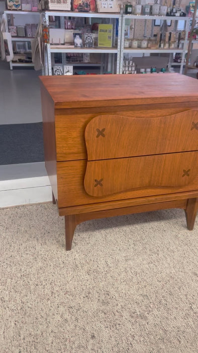 Pair of Mid-Century Modern Walnut Nightstands with Sculpted Fronts and Rosewood Inlaid Detail