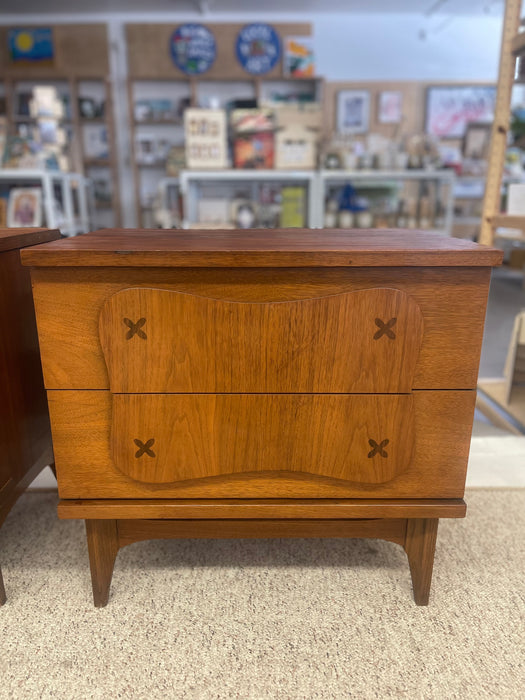 Pair of Mid-Century Modern Walnut Nightstands with Sculpted Fronts and Rosewood Inlaid Detail