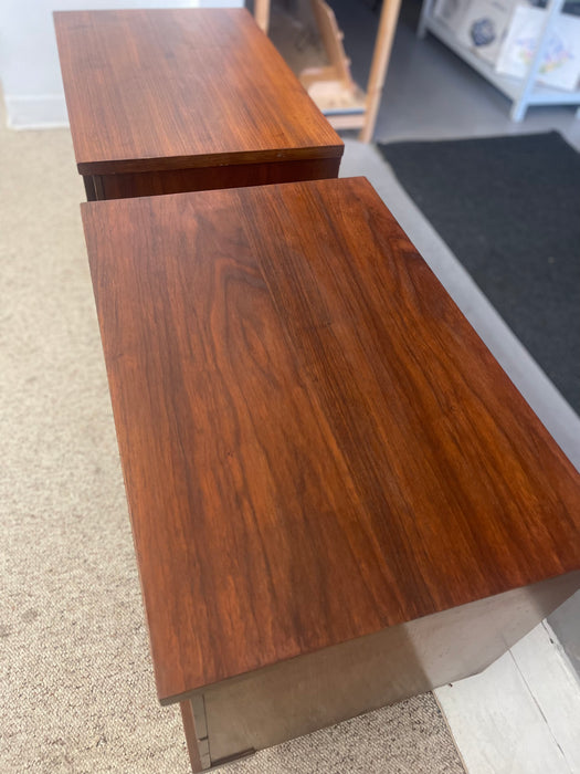 Pair of Mid-Century Modern Walnut Nightstands with Sculpted Fronts and Rosewood Inlaid Detail