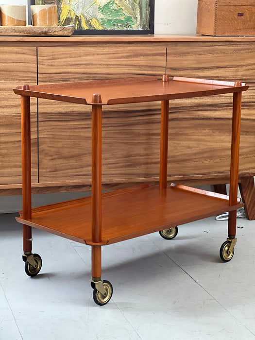 Poul Hundevad 1960s Mid-Century Modern Teak Bar serving cart