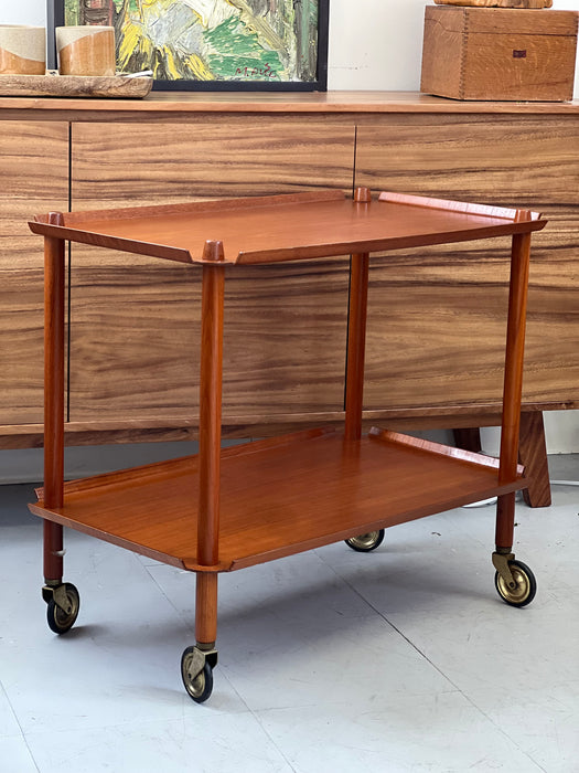 Poul Hundevad 1960s Mid-Century Modern Teak Bar serving cart