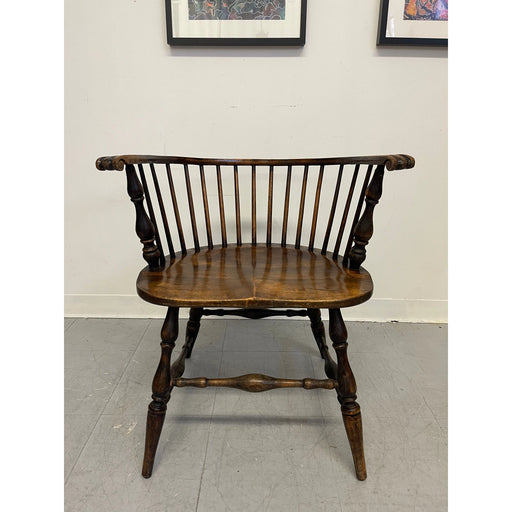 Vintage Colonial Style Pub Chair