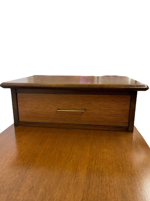 Vintage Mid-Century Modern 1-Drawer Walnut End Table by Lane with Wood Inlay and Tapered Legs