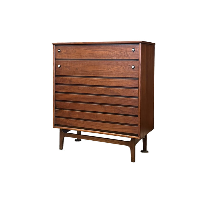 Vintage Mid Century Modern 5 Drawer Dresser by Stanely Dovetailed Drawer