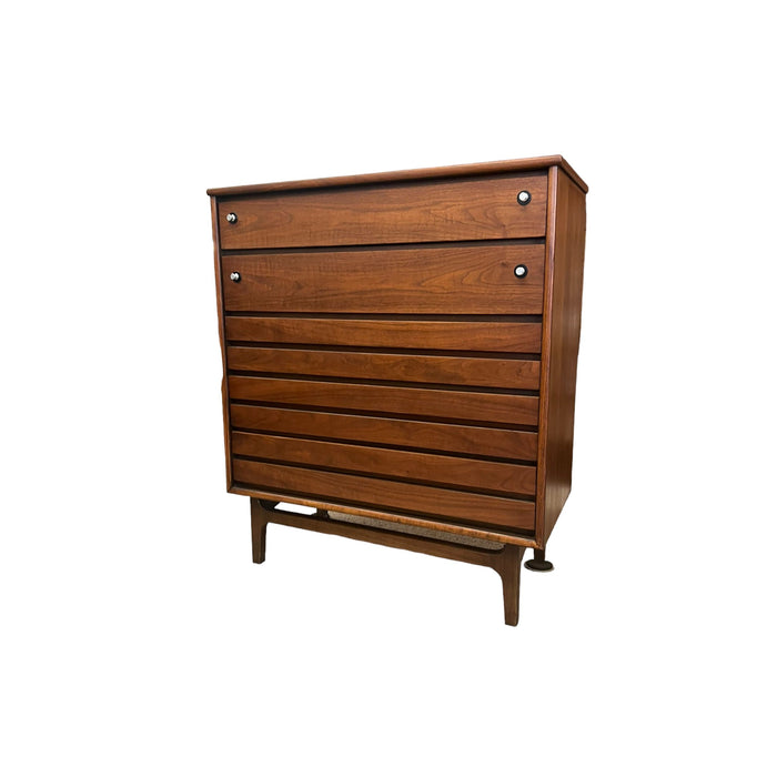 Vintage Mid Century Modern 5 Drawer Dresser by Stanely Dovetailed Drawer