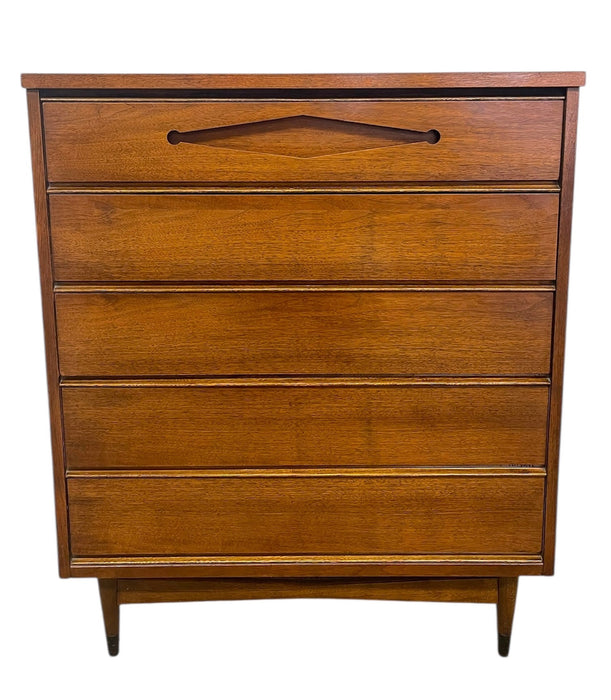 Vintage Mid Century Modern 5-Drawer Dresser with Sculpted Pulls and Dovetail Joinery