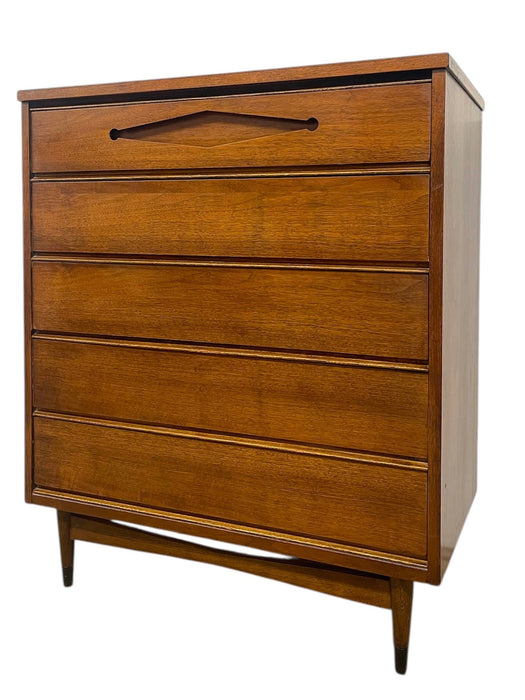 Vintage Mid Century Modern 5-Drawer Dresser with Sculpted Pulls and Dovetail Joinery