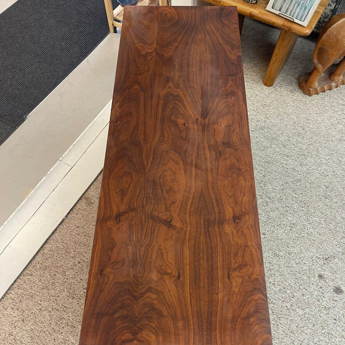 Vintage Mid Century Modern 6 Drawer Dresser by Stanley.