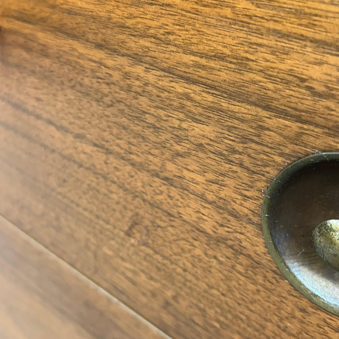 Vintage Mid Century Modern Four Drawer Dresser Dovetailed Drawers in Style of Broyhill Brasilia