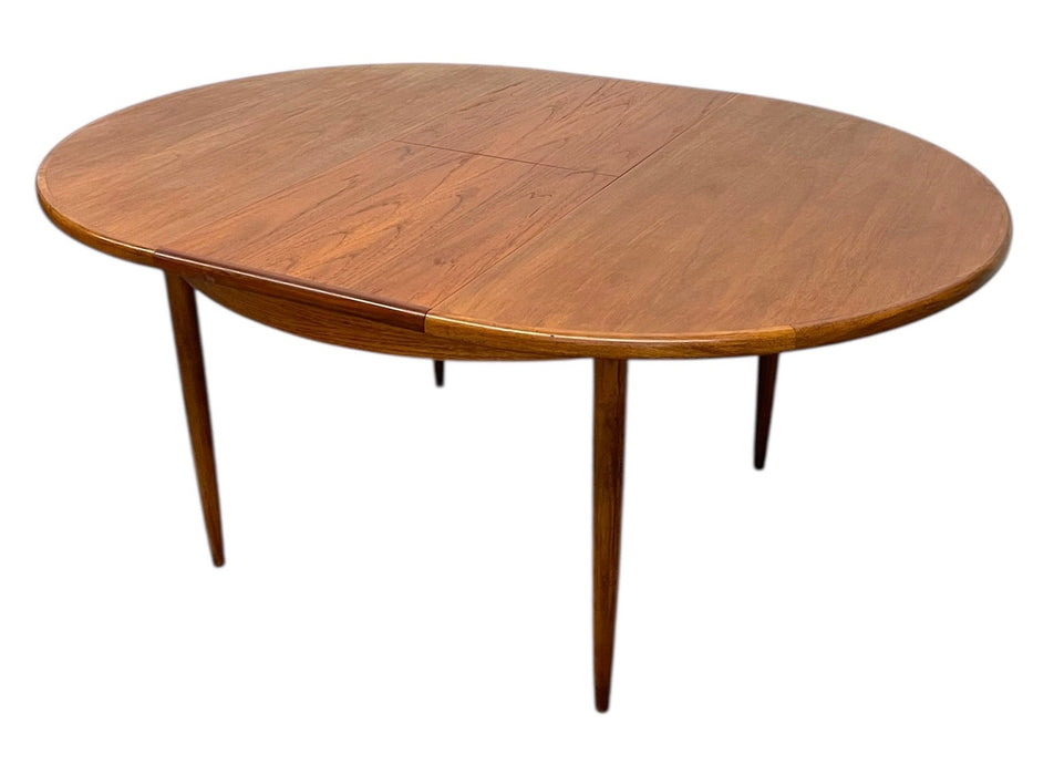 Vintage Mid Century Modern Round to Oval Extendable Dining Table in Style of G-Plan Fresco UK Import
