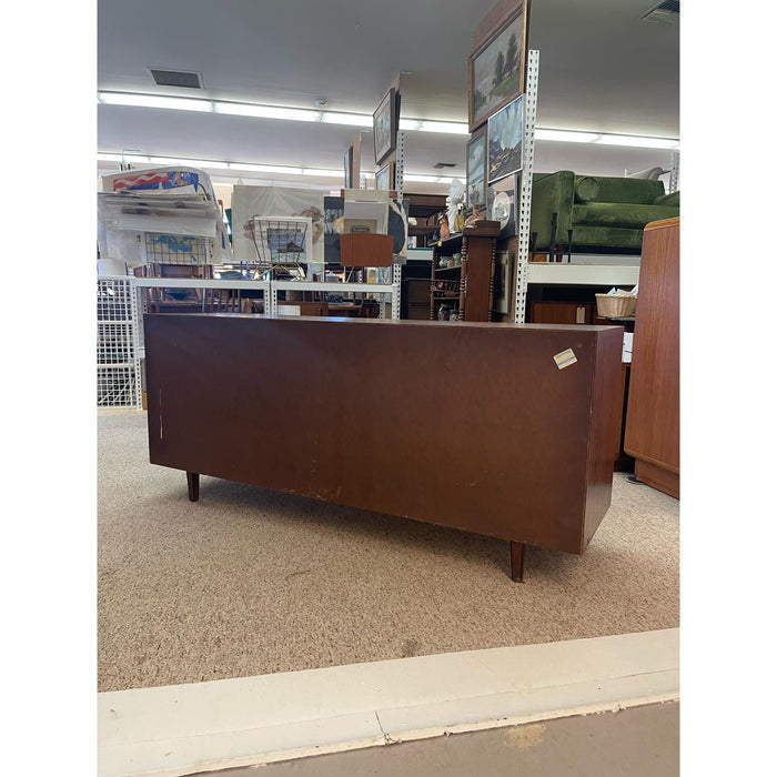 Vintage Mid Century Modern Six Drawer Lowboy Dresser.