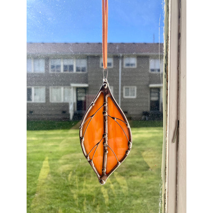 Little Leaf - Glass Charm