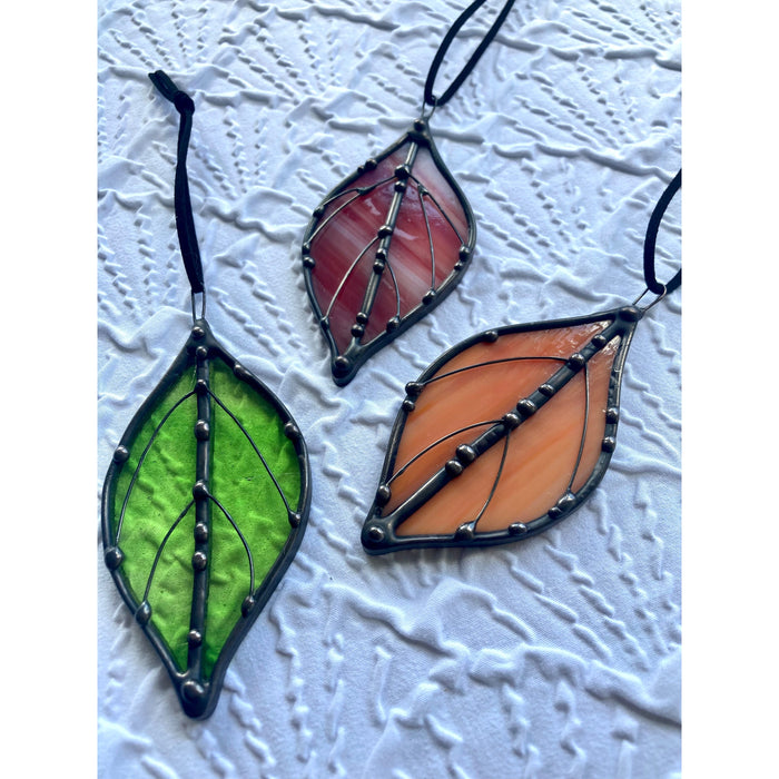 Little Leaf - Glass Charm