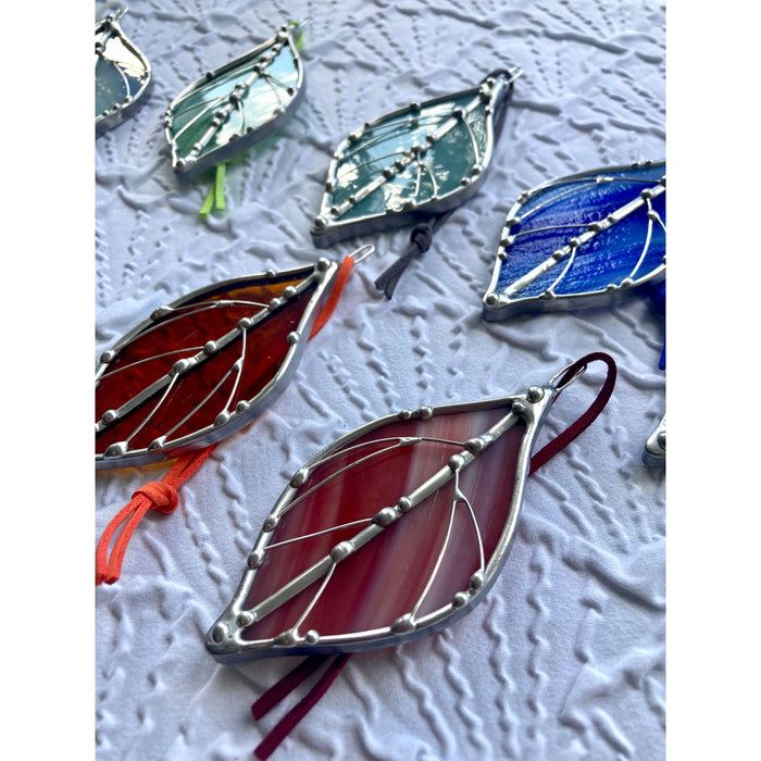 Little Leaf - Glass Charm