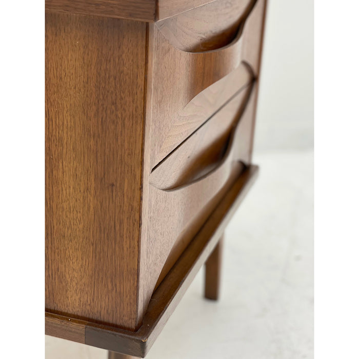 Unique Sculptural Mid-Century Modern Nightstand
