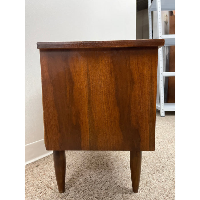 Vintage Mid Century Modern Night Stand with Dovetail Drawers