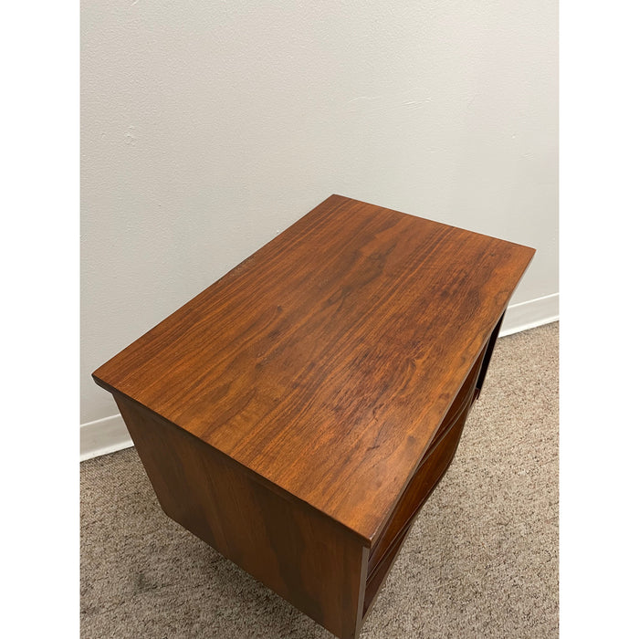 Vintage Mid Century Modern Night Stand with Dovetail Drawers