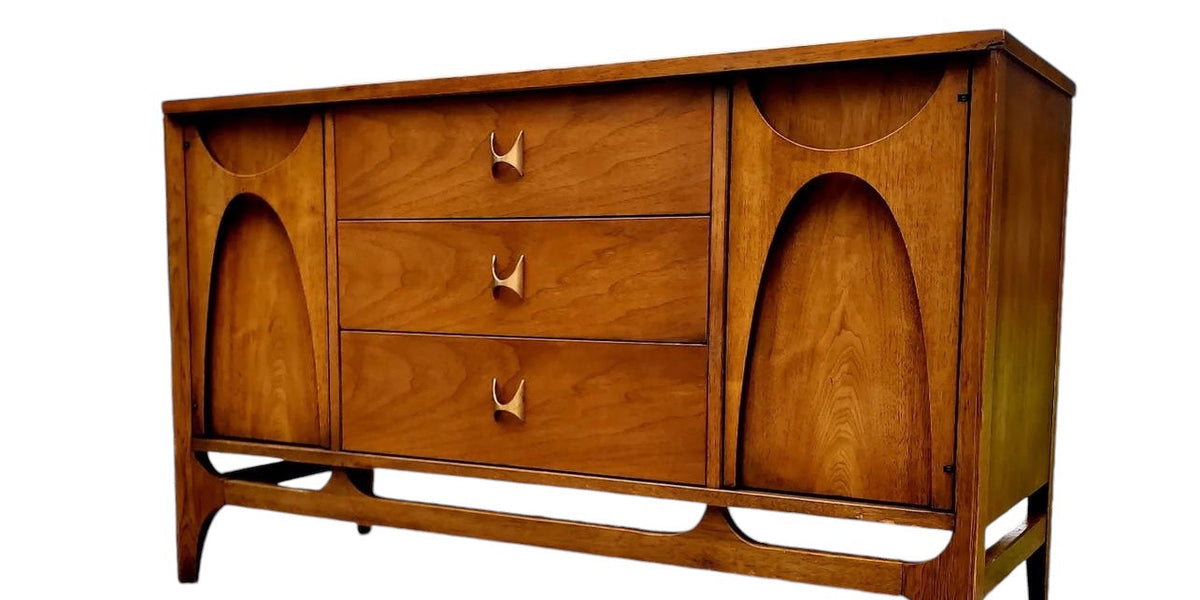 Who designed the Brasilia collection for Broyhill furniture — Big