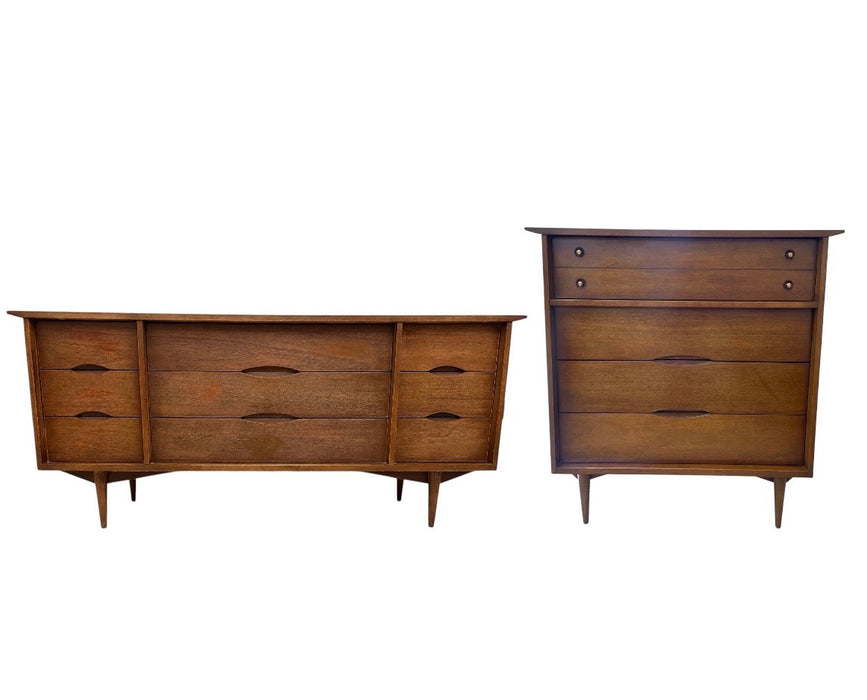 Vintage Mid Century Modern Solid Walnut 4-Drawer and 9-Drawer Dresser Set Dovetailed Drawers by Bassett Furniture