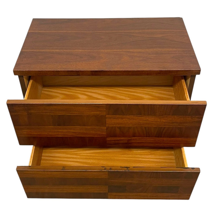 Vintage Mid-Century Modern Two-Drawer Nightstand with Book-Matched
Wood Grain