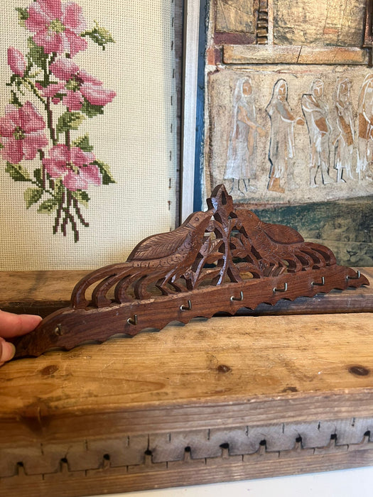 Vintage Carved Wooden Bird Design Wall Hooks