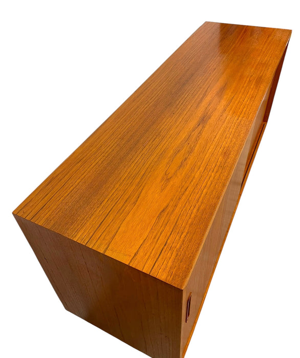 Vintage Danish Mid-Century Modern Teak Sliding Door Credenza / Sideboard
with Drawer