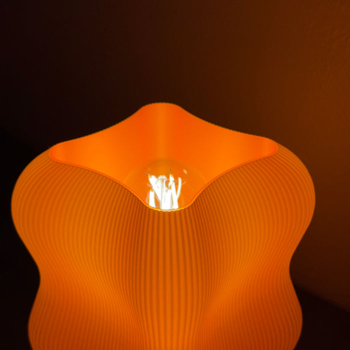 Peanut Table Lamp