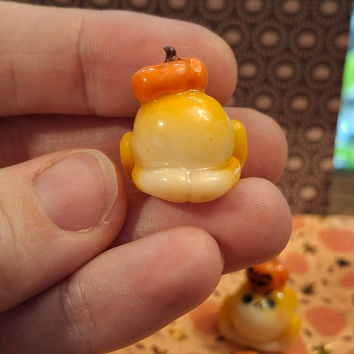 Pumpkin Frog Friend