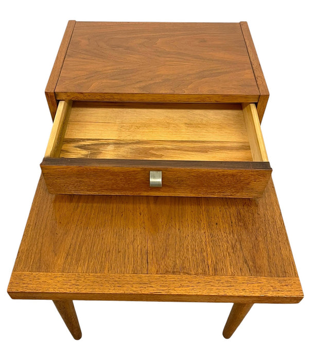 Vintage Mid Century Modern Nightstand by American of Martinsville One
Drawer End Table
