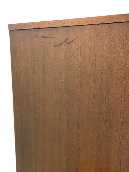 Mid Century Modern Bassett Furniture 4 Drawer Dresser with Dovetail Construction and Brass-Toned Pulls
