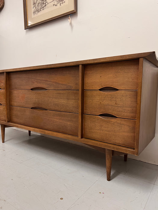 Vintage Mid Century Modern Solid Walnut 9-Drawer Dresser Dovetailed Drawers by Bassett Furniture