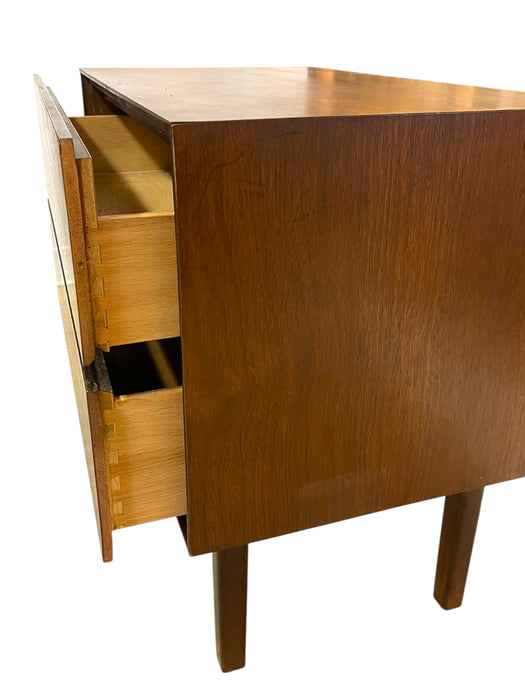 Vintage Mid-Century Modern Walnut-Toned Accent Table with Two
Dovetail Drawers