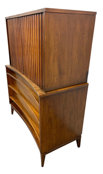 Vintage Mid Century Modern 5 Drawer Highboy Dresser with Sculpted Drawer Fronts