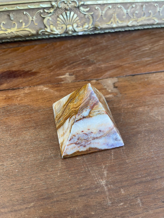 Hand-Carved Polished Onyx Pyramid Sculpture or Paperweight