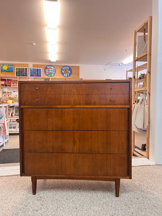 Vintage Mid Century Modern 4 Drawer Dresser Dovetailed Drawers