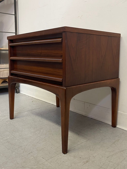 Vintage Mid Century Modern Rhythm Accent Table by Lane.