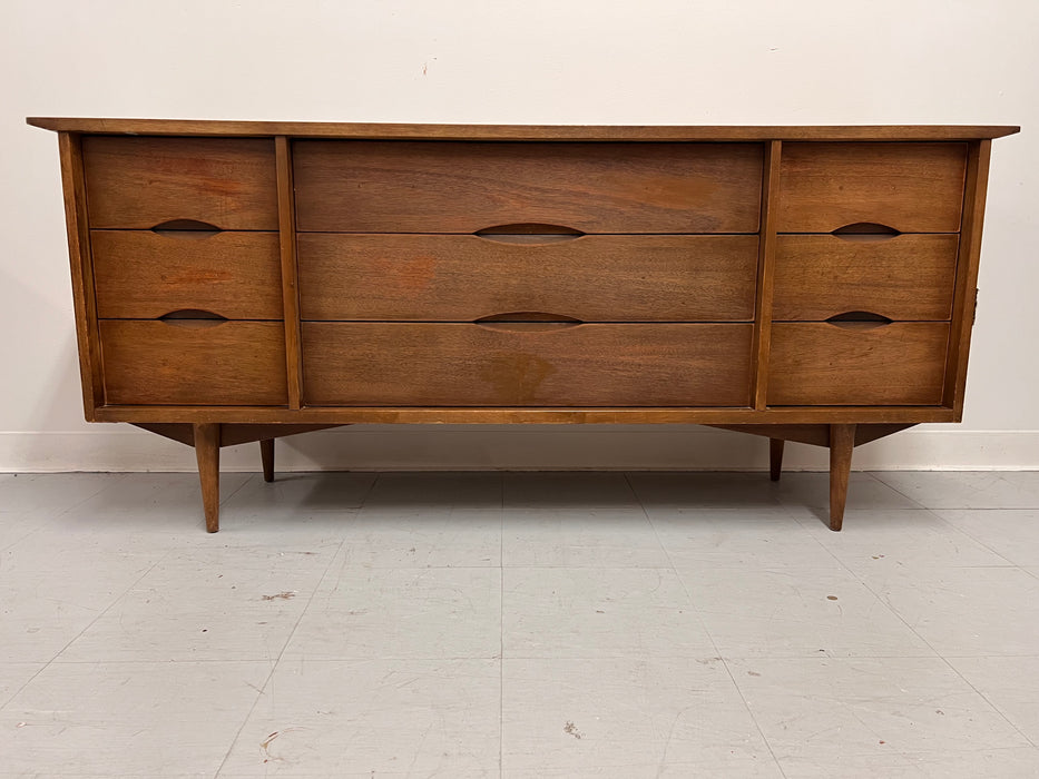 Vintage Mid Century Modern Solid Walnut 9-Drawer Dresser Dovetailed Drawers by Bassett Furniture