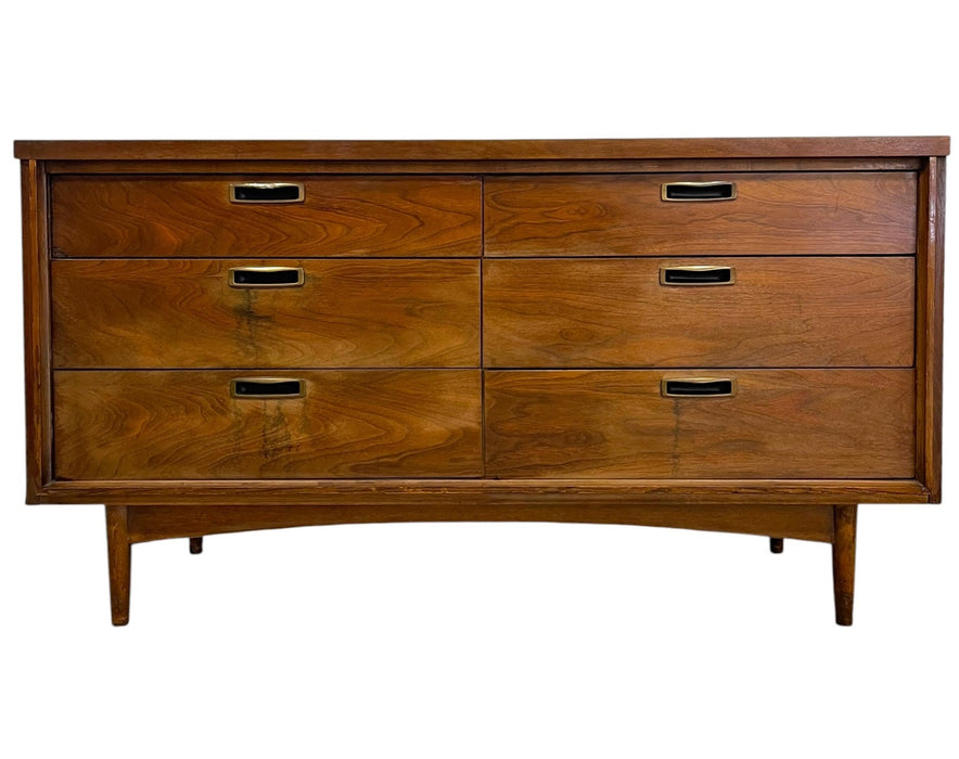 Mid Century Modern 6 Drawer Dresser with Sculpted Base and Brass-Toned Pulls.