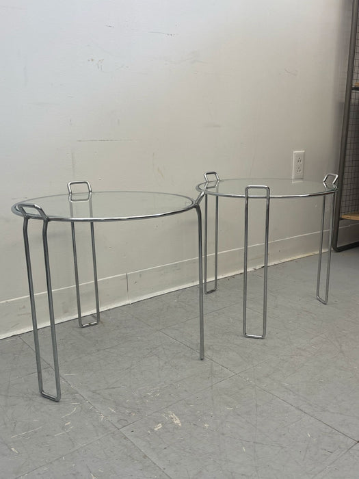 Vintage Retro Italian Chrome Toned Pair of Tripod Nesting Tables by Saporiti