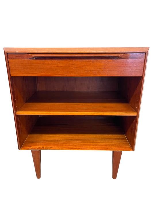Vintage Danish Mid-Century Modern Teak Nightstands or Bedside Tables with Drawer and Adjustable Open Shelves - Pair