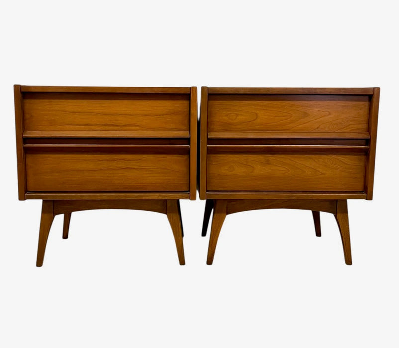 Vintage Mid-Century Modern 4-Piece Bedroom Set - 9-Drawer Lowboy Dresser, Tall Highboy Dresser & Pair of Nightstands with Sculpted Pulls and Dovetail Drawers